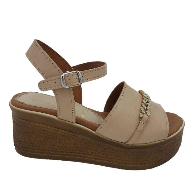 601 SAINT CLAIR NUDE